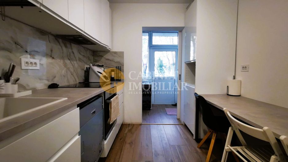 4 camere decomandat, renovat complet – Nicolina 1, prima statie - Poză 8