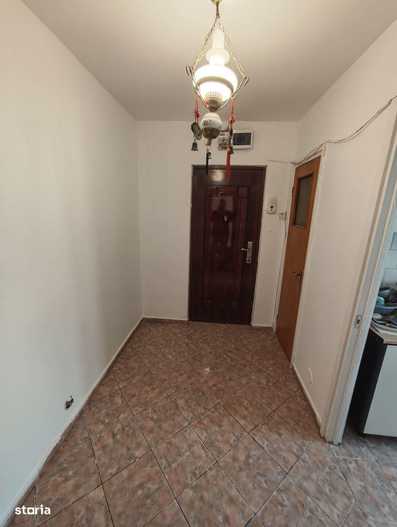 Apartament renovat cu trei camere,  Emil Racovita, 106.000€ - Poză 6