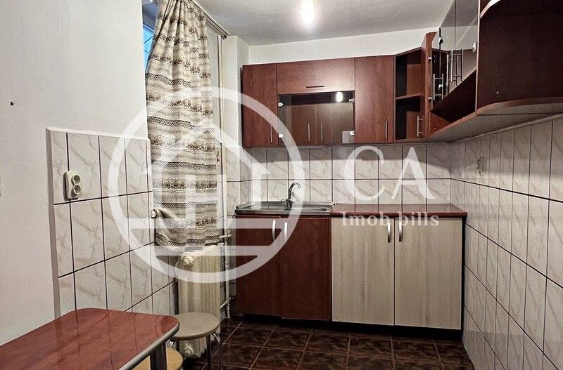 Apartament de vanzare cu 2 camere in zona Rogerius, Oradea - Poză 5