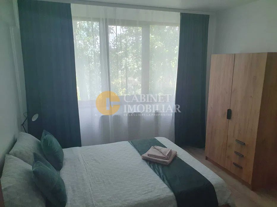 APARTAMENT DE ÎNCHIRIAT, 3 CAMERE – ULTRACENTRAL - Poză 2