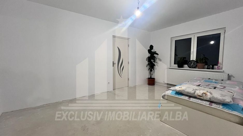 Apartament cu 3 camere etaj intermediar, Cetate - Poză 5