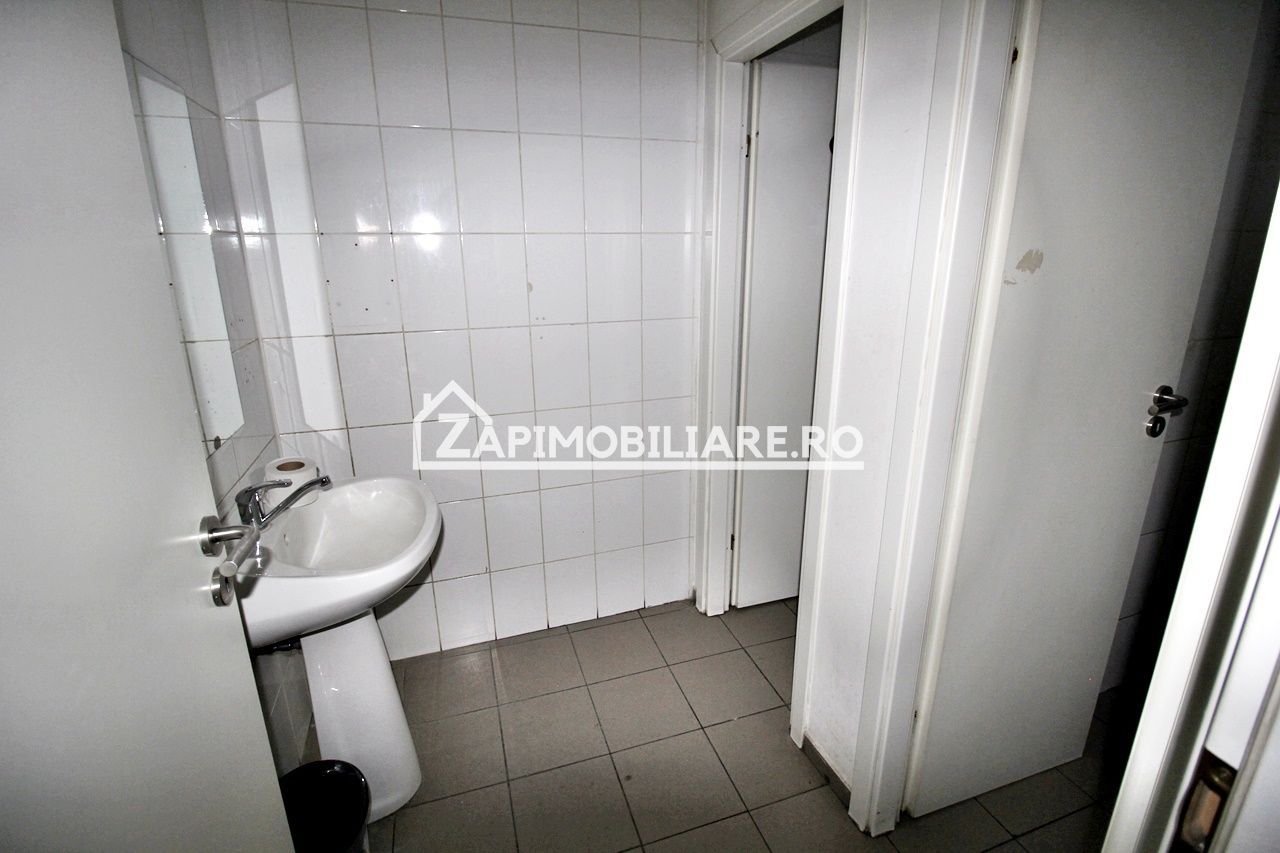 Spatiu Comercial 146 mp. cartier 7 Noiembrie zona Unic - Poză 10