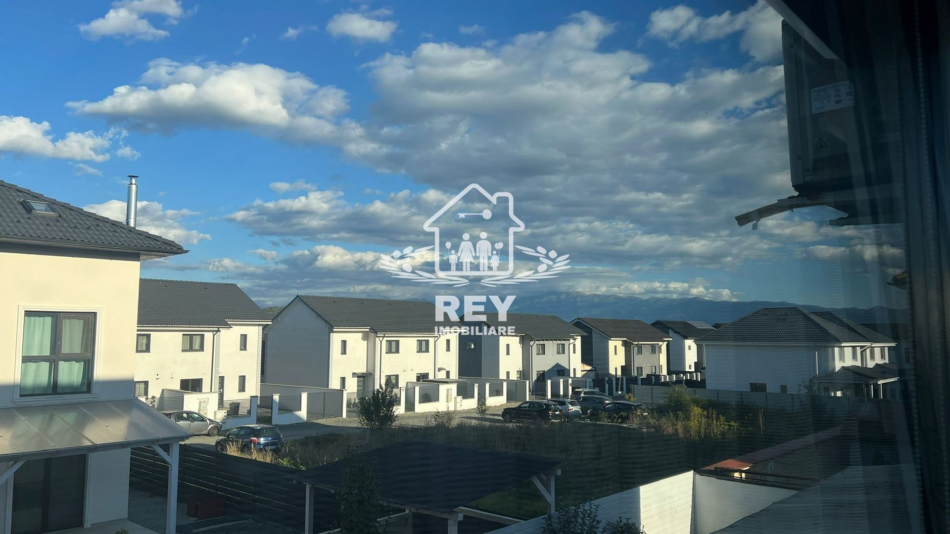 Triplex de vânzare în Șelimbăr 5 camere zona Triajului 3dorm-3băi-3P - Poză 34