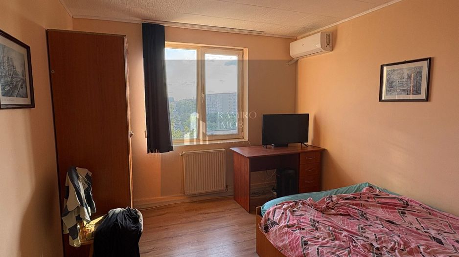 Apartament 3 camere decomandat -10 minute de metrou Aparatorii Patriei - Poză 2