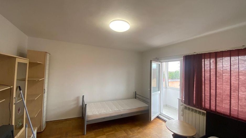 De închiriat Apartament cu trei camera  Lugoj - Poză 4