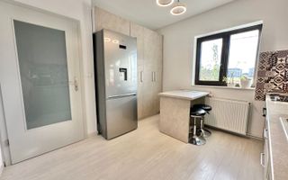 Duplex cu 4 camere si dressing mobilat in Giroc zona Planetelor la asfalt. - Poză 10