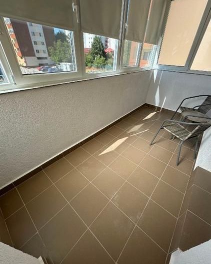 Apartament 3 camere de închiriat Apărătorii Patriei Parcare subterană - Poză 13