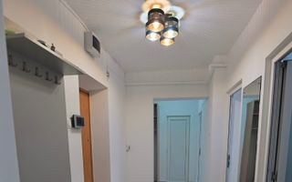 Apartament 2 camere cu 3 balcoane pe Bulevardul Decebal - Poză 8