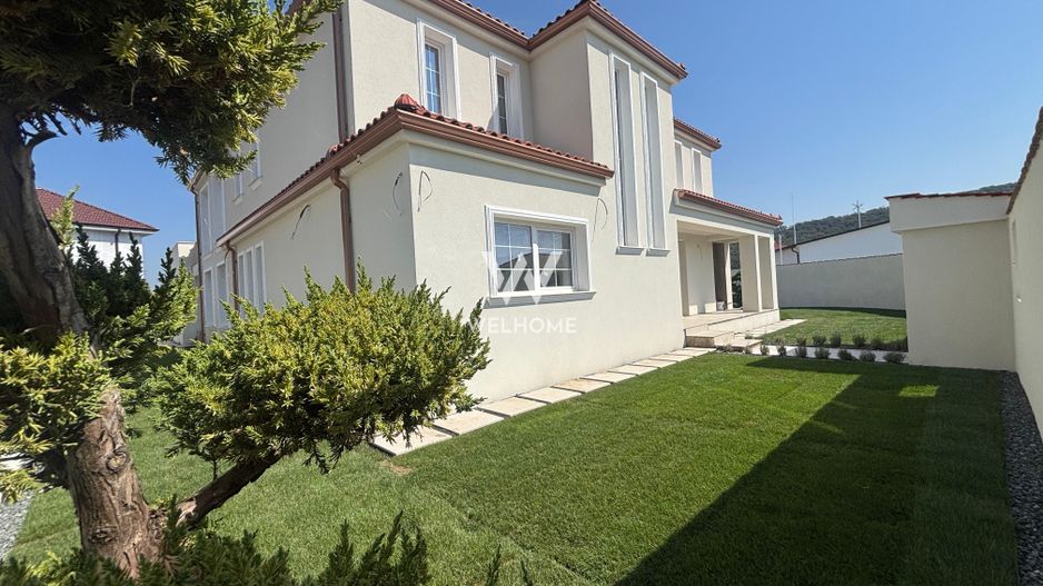 Vila EXCLUSIVISTA cu Piscina, Garaj si 3 Terase - Poză 2