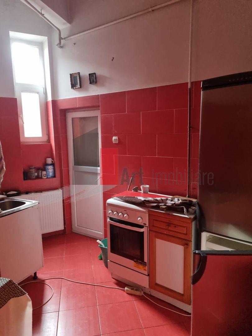 APARTAMENT 4 CAMERE  -PIATA IZVORUL RECE - Poză 7