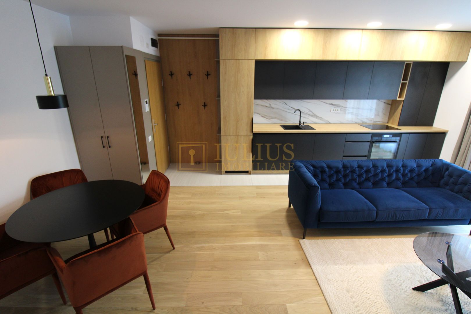 Mobilat deosebit, parcare subterana; Circumvalatiuni - Poză 8