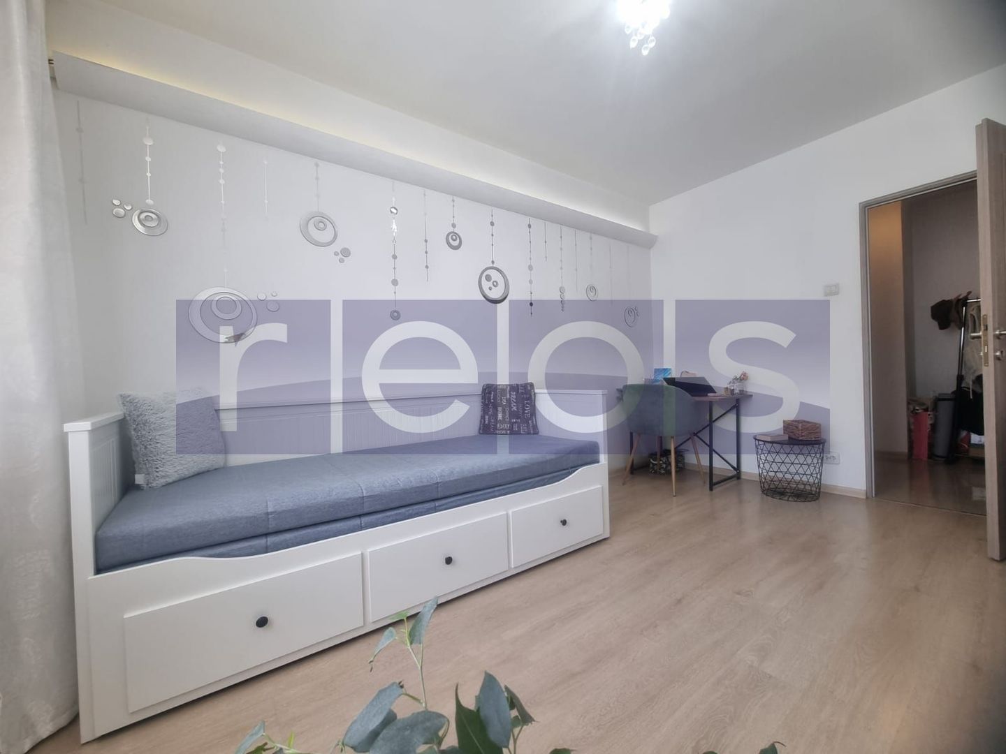 VANZARE 2 CAMERE-DECOMANDAT -TINERETULUI- TIMPURI NOI - Poză 1