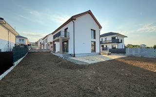 Case cu garaj Chinteni zona străzii Ana Aslan - Poză 2