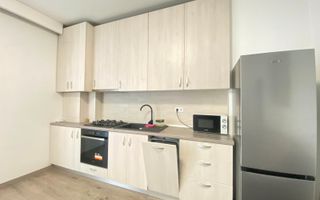 Apartament cu 3 camere de inchiriat si loc de parcare, strada Campina - Poză 3