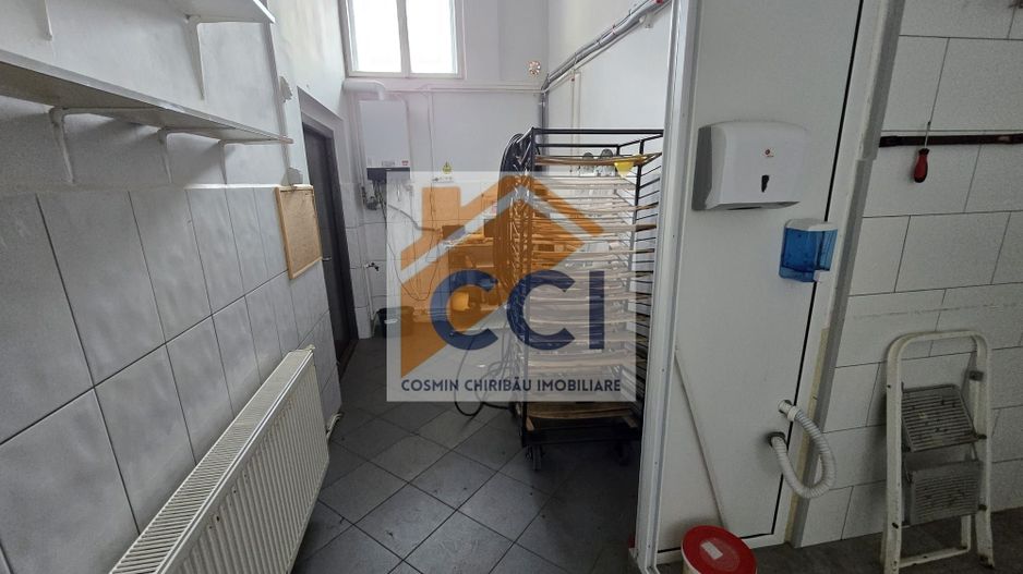 Spatiu comercial in inima cartierului Cornisa - Poză 27