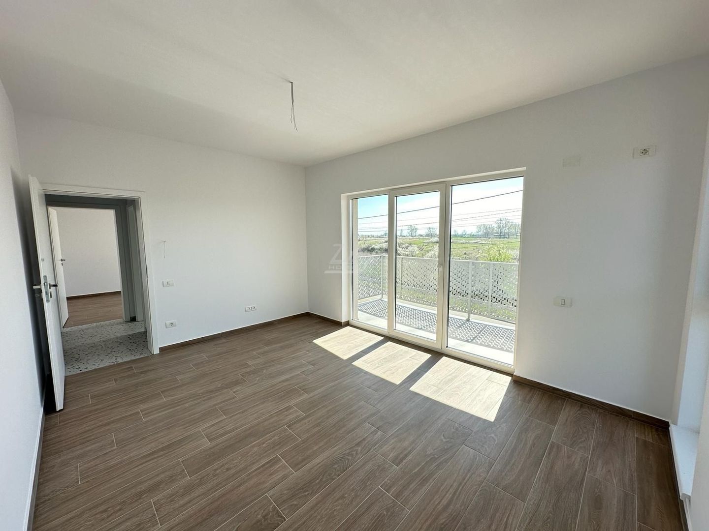 Bloc nou zona ESO. Finisaje la alegere. 1,2,3 camere. - Poză 1