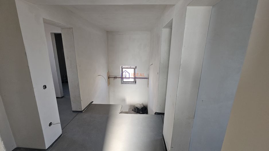 Casa Individuala Moderna cu 5 camere, si 350 mp de curte, in Sura Mica - Poză 16