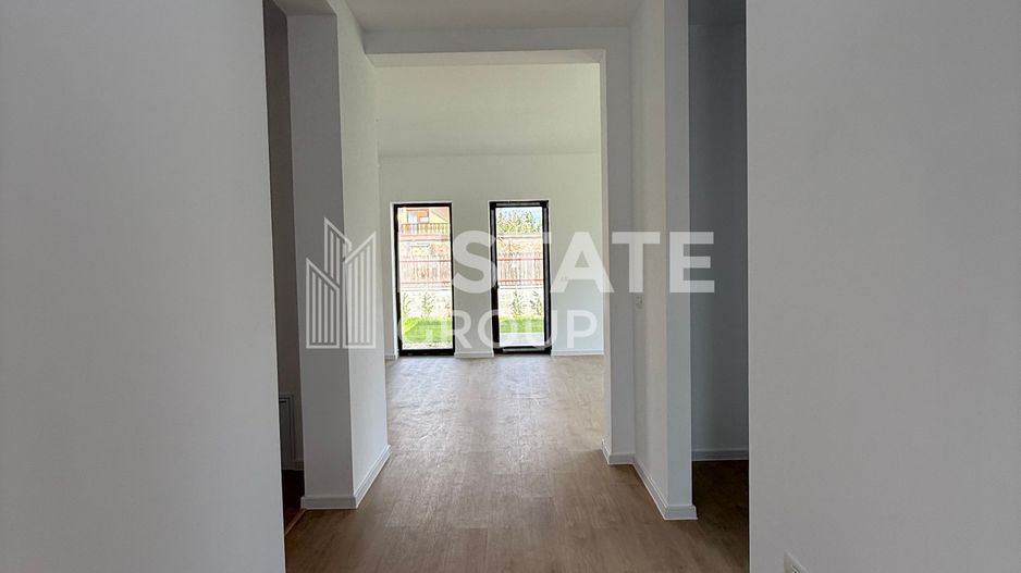 Duplex Mosnita Noua-finisat, curte amenajata - Poză 8