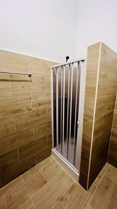 Apartment 3 bedrooms for rent P-ta Victoriei - Poză 8