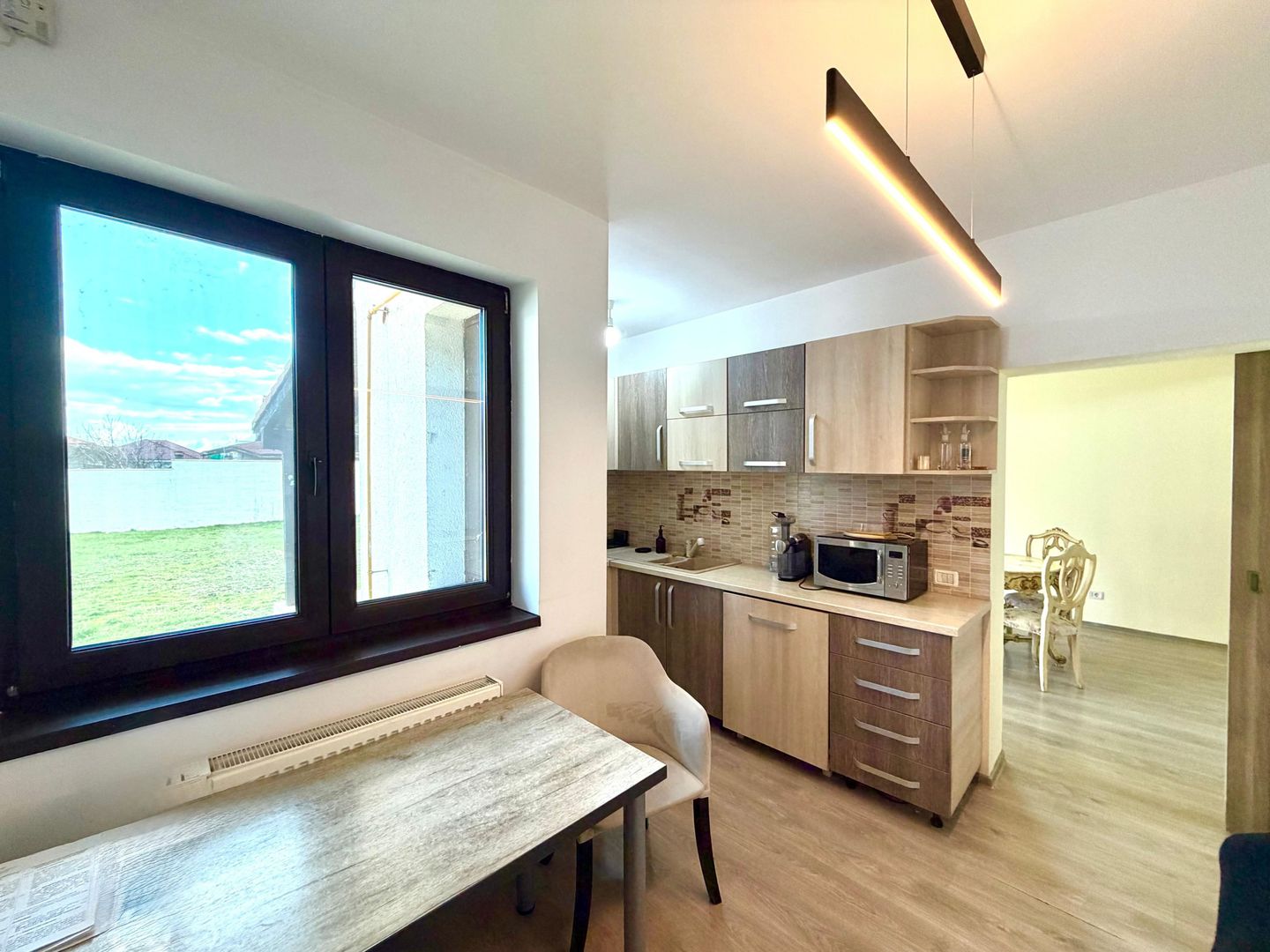 1100 e/ mp - Casa individuala  - 700 mp teren - la asfalt - Sacalaz - Poză 4