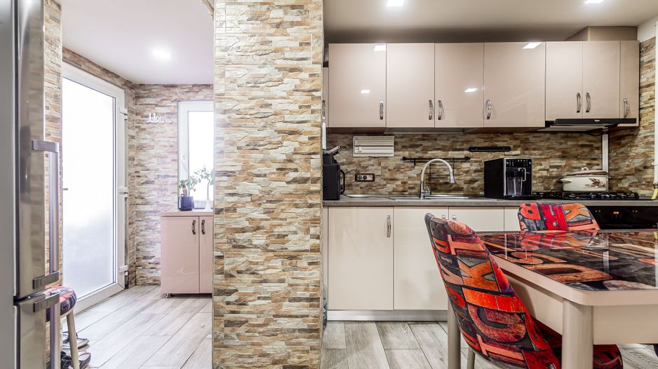 PROPIETATE REZERVATA -Apartament 2 camere in Parneava - Poză 6