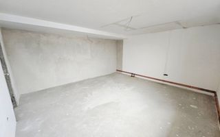 Vila Tătărani - 280 mp utili - 500 mp Teren - 8 Camere + 4 Băi - Poză 16