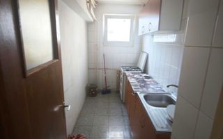 Garsoniera 45 mp Nicolae Grigorescu bloc mixt 3 minute de metrou - Poză 3