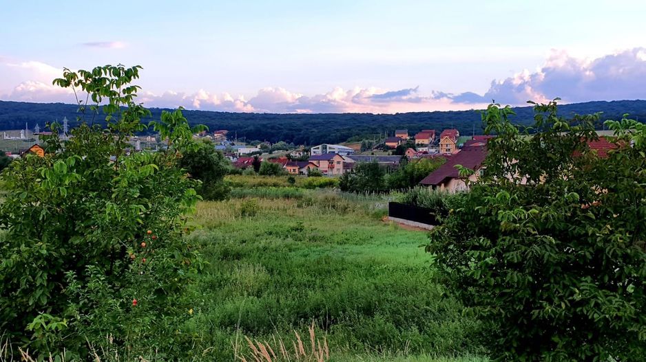 Teren intravilan 5.700 mp in Corunca,zona castelului,34 eu/mp - Poză 3