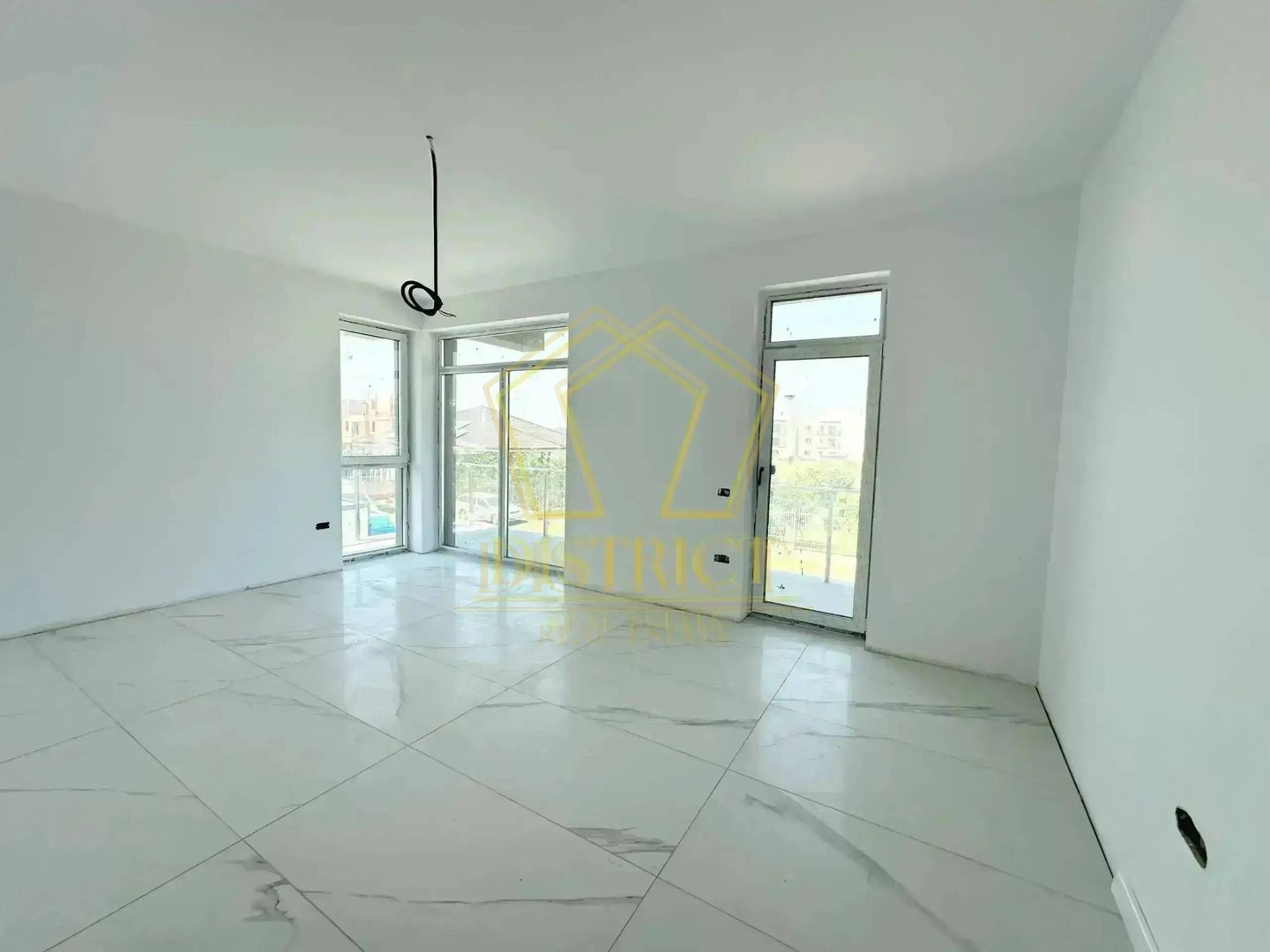 Penthouse cu 3 camere si terasa de 45mp | zona Antenei | Braytim - Poză 4
