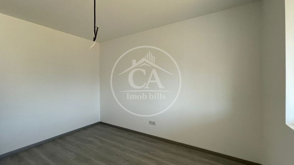 Casă de vânzare tip duplex cu 4 camere în Nojorid, Oradea. - Poză 8