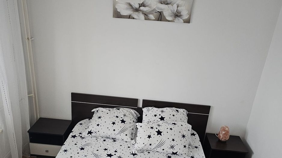 Apartament 3 camere Titan, pet friendly, 2 balcoane, mobilat modern - Poză 2