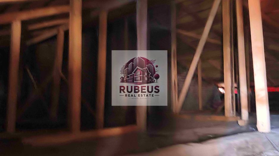 Casa cu personalitate in Calomfirescu – spatiu, liniste si teren gener - Poză 37