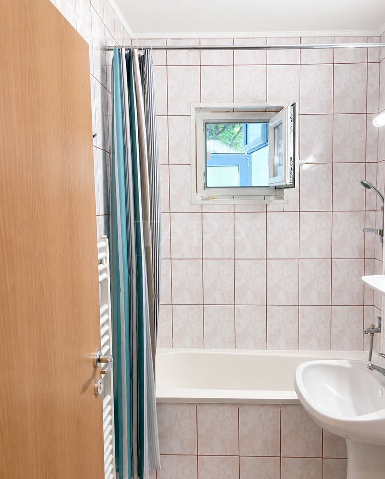 Apartament cu 2 camere, zona Piața Hermes, Gheorgheni. - Poză 7