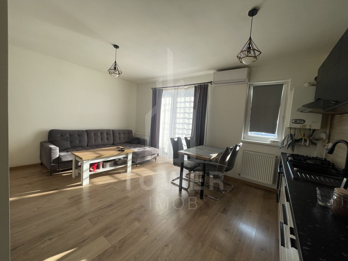 Apartament 3 camere--Turnisor | Decomandat | Balcon 10 mp | Parcare privata - Poză 10