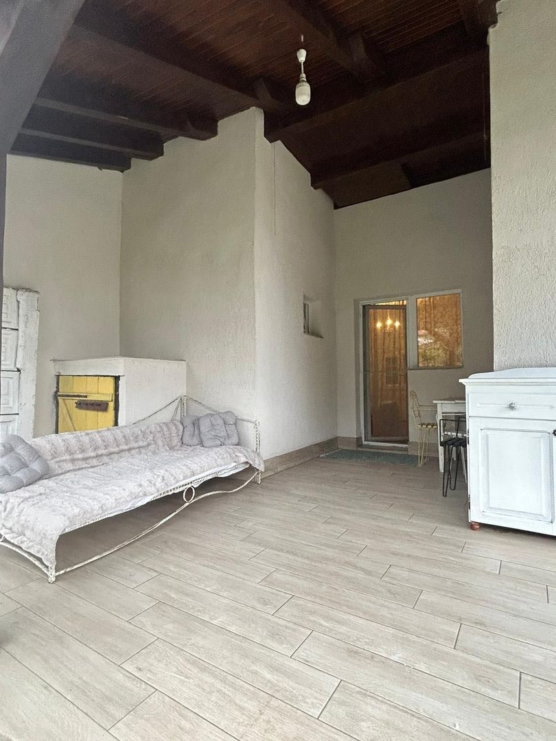 Vând casă zonă semicentrală - Poză 2