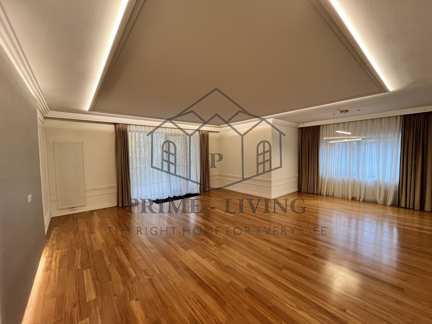 APARTAMENT  CU 4CAMERE LA INCHIRIERE IN COMPLEX DIN DOROBANTI CAPITALE - Poză 1
