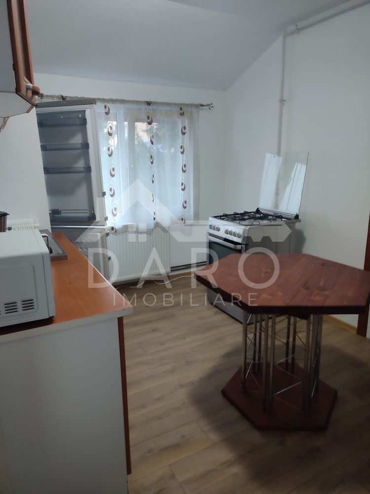 Apartament 3 dormitoare 4 camere - Poză 6