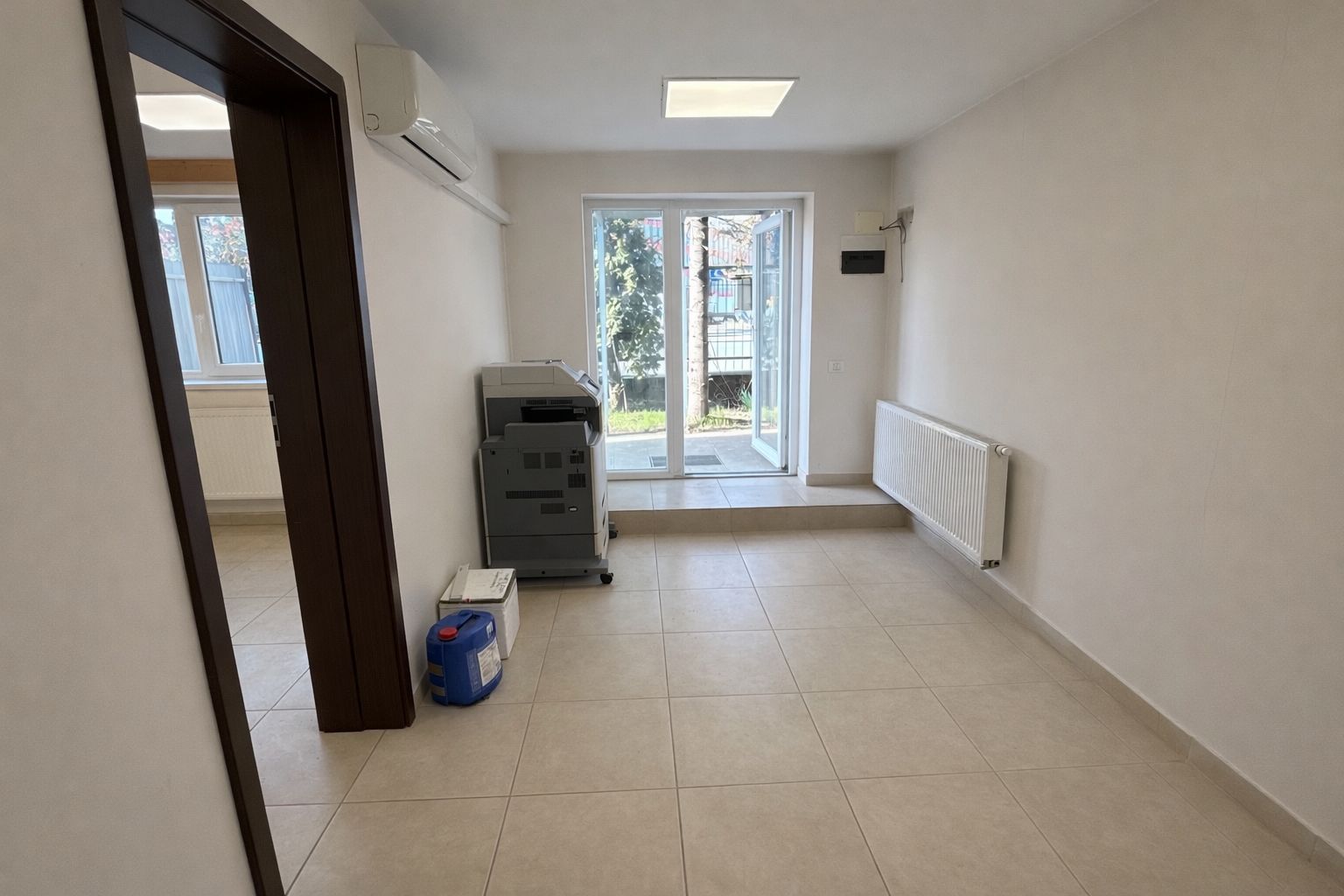 Birou de Inchiriat | Zona Soarelui - AEM 40mp |  Acces din strada - Poză 3