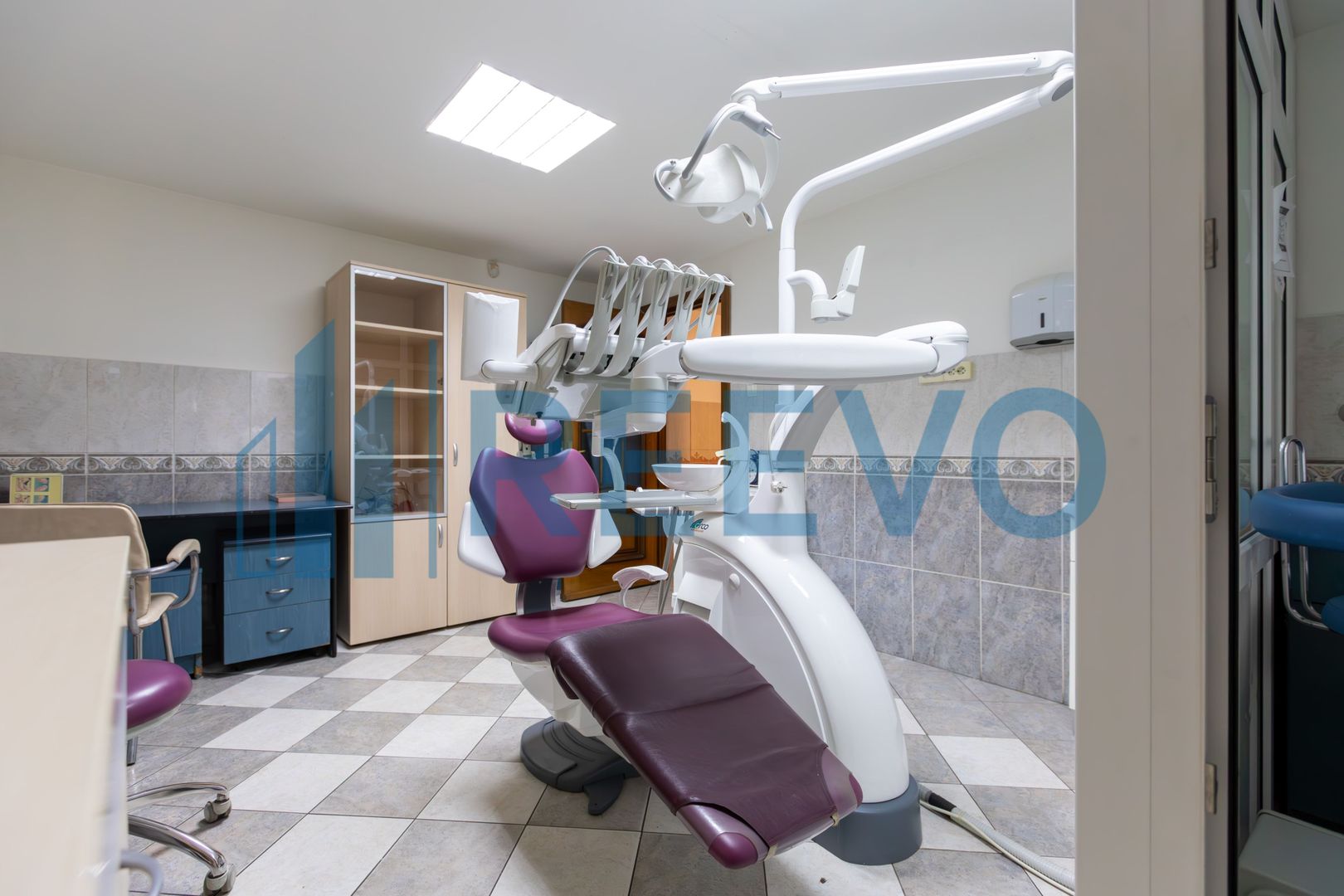 Cabinet Stomatologic complet echipat, de închiriat - Poză 1