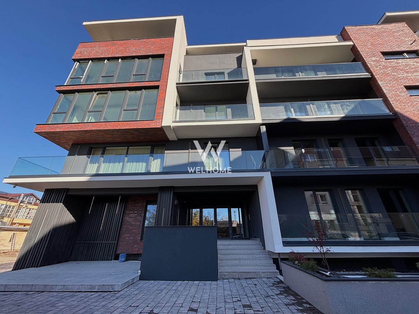 Apartament PREMIUM 3 camere cu GARAJ - zona Centrala - Poză 22