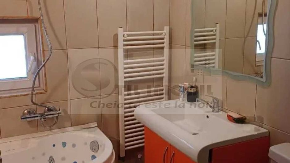 Vila Individuala Aroneanu - 5 camere- 799 EURO - Poză 7