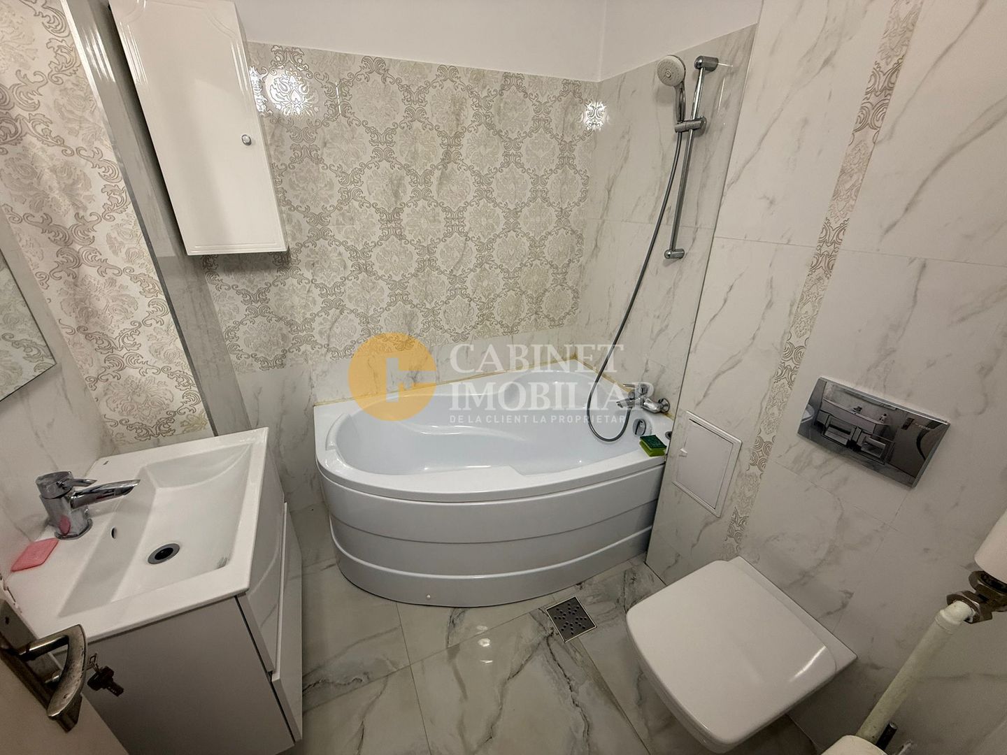 3 camere+ 2 Bai - Renovat- Utilat/Mobilat - Etaj Intermediar - Zona Dacia - Poză 6