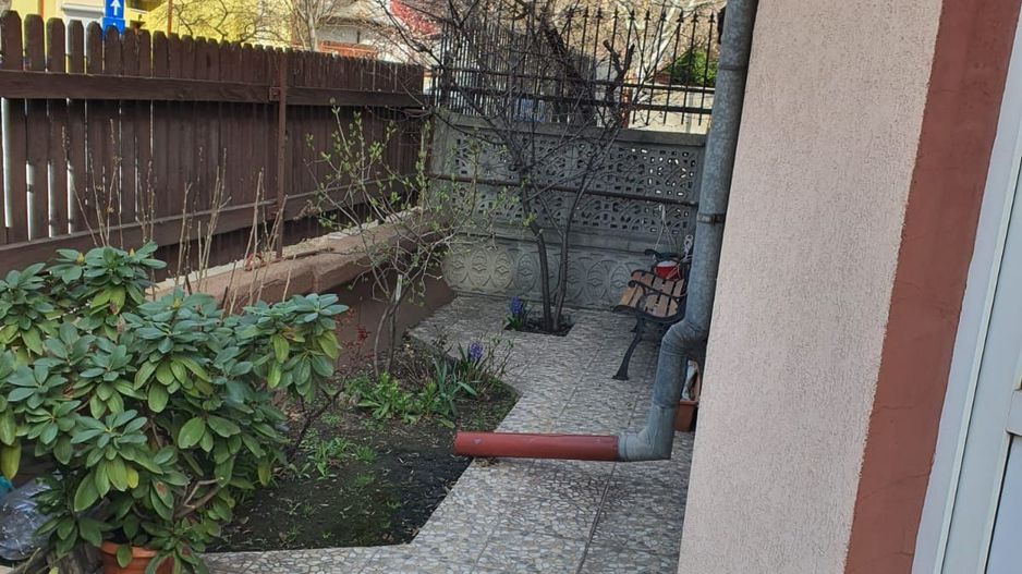 Casa de inchiriat - Domenii - Poză 4