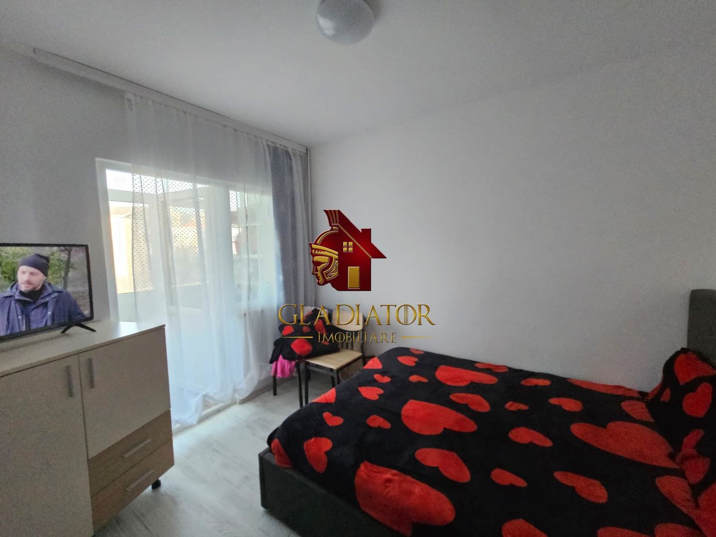 Apart 2 camere Canta la bulevard, etaj 3 din 4, pozitionat foarte bine - Poză 5