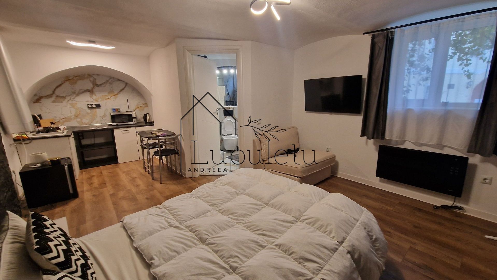 Apartament Modern în Centrul Vechi al Sibiului - Poză 2