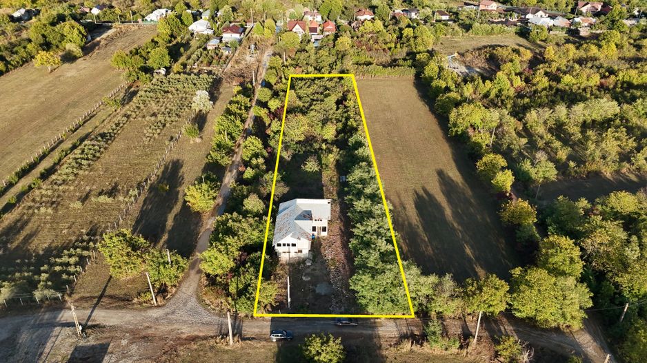 Teren 3300mp cu casa de Vanzare in Baicoi - Poză 1