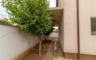 Vila spatioasa de vanzare in Pantelimon zona Padurea Cernica - Mierlei - Poză 31