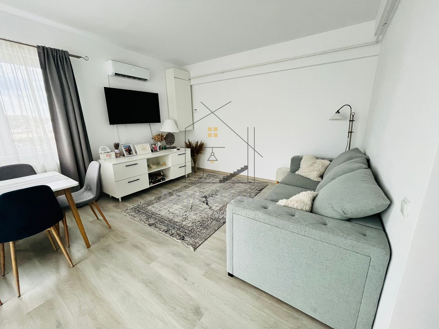 Apartament 2 camere, terasa 51 mp si garaj zona Oasului - Poză 1
