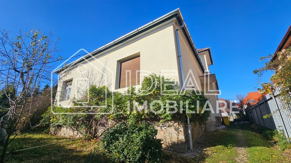 Casă boierească cu teren 900 mp – Calea Poplăcii, Sibiu - Poză 1