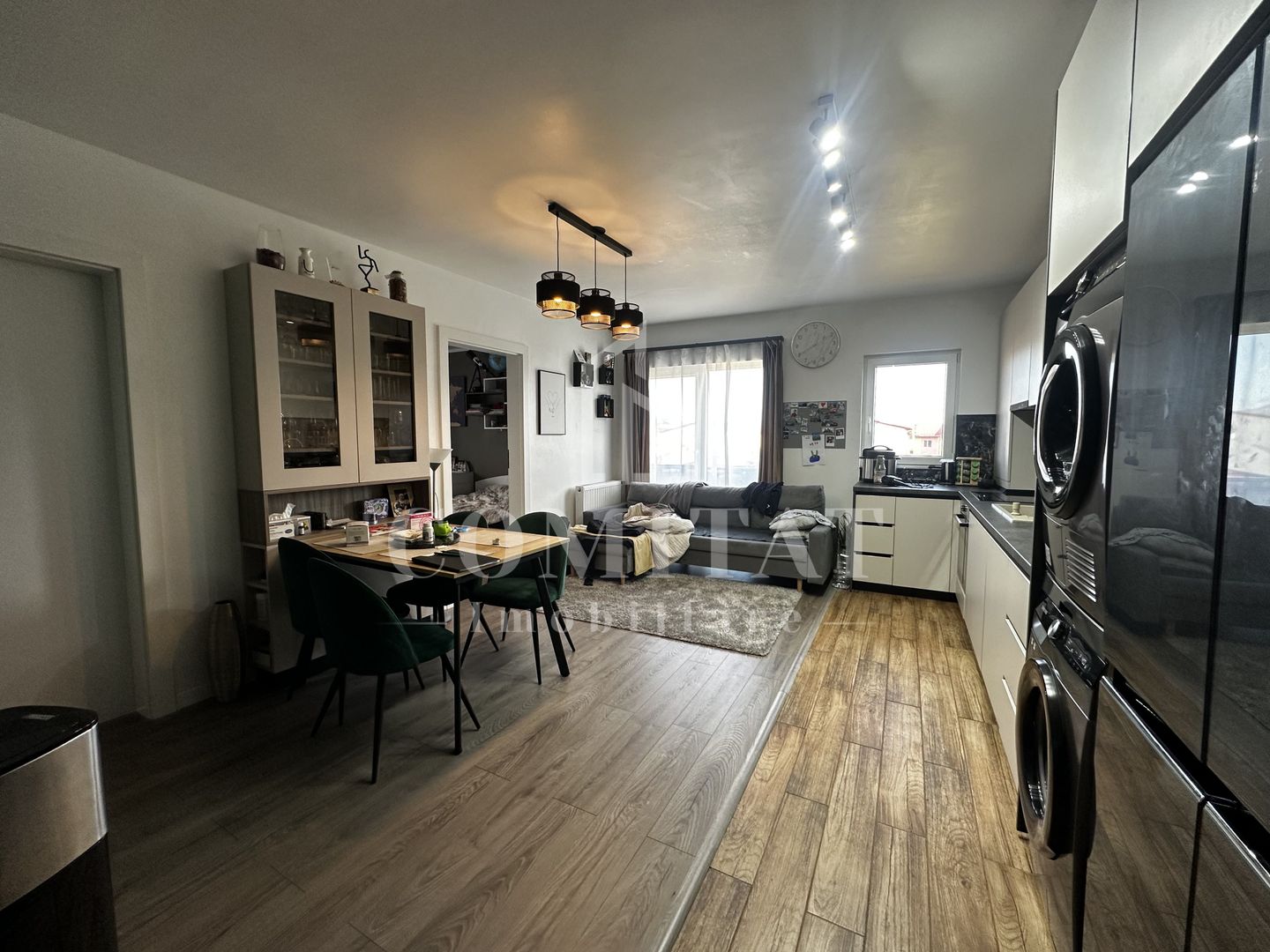 Apartament modern la cheie | Etaj intermediar | Zona Str Tineretului - Poză 1